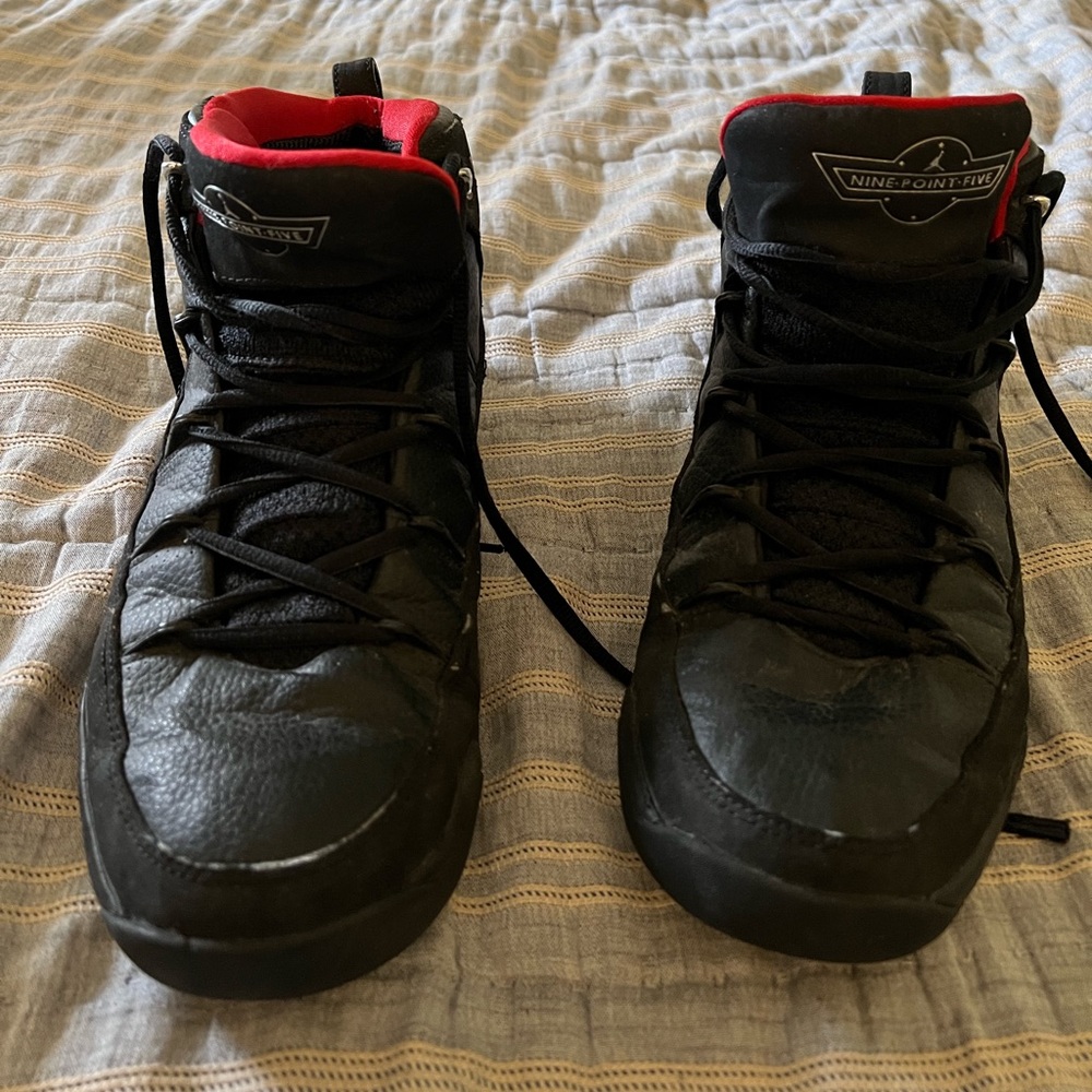 Air Jordan 9.5 Team Basketball Shoes - Men’s Size 10.5 - Black Red Silver